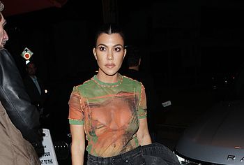 Kourtney Kardashian nude