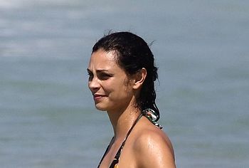 Morena Baccarin nude