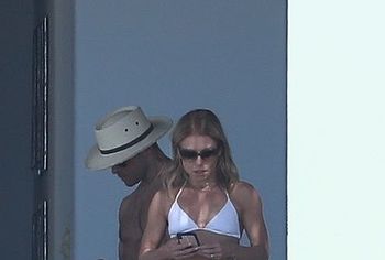 Kelly Ripa nude
