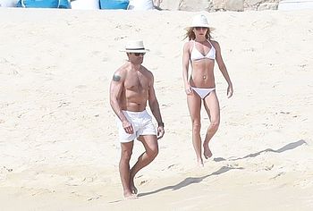 Kelly Ripa nude
