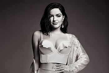 Ariel Winter nude