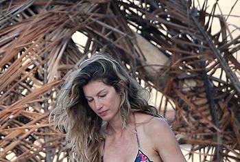 Gisele Bundchen nude