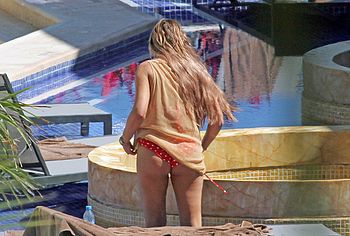 Charlotte Crosby Nude