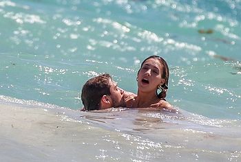 Jessica Serfaty nude