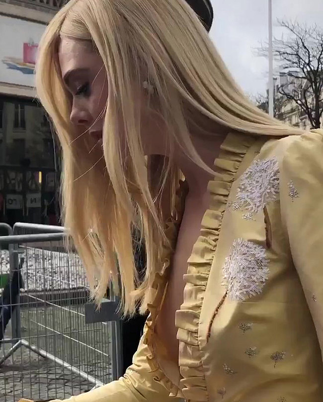 Elle Fanning nude