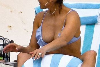Jennifer Lopez nude