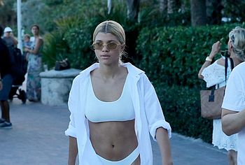 Sofia Richie nude