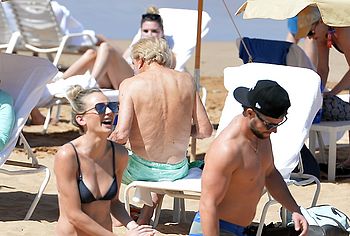 Lauren Bushnell nude