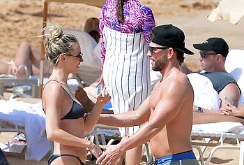 Lauren Bushnell nude