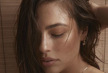Ashley Graham nude