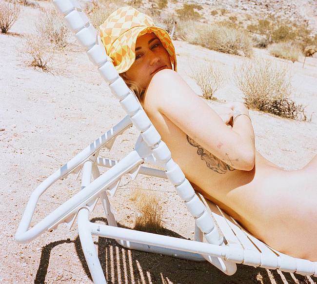 Miley Cyrus Naked