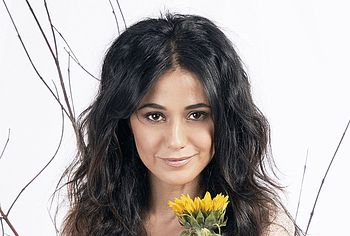 Emmanuelle Chriqui nude