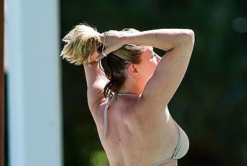 Olivia Buckland nude