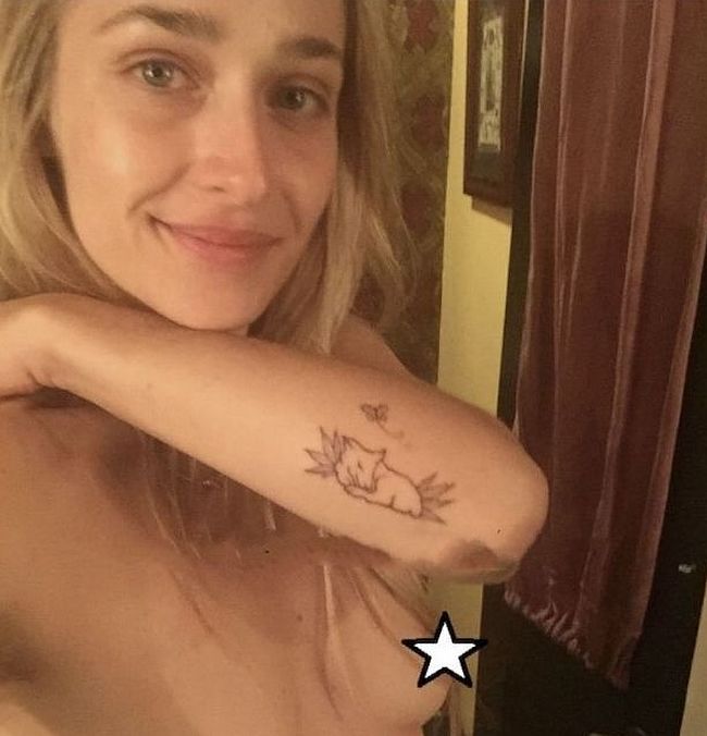 Jemima Kirke nude