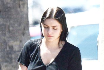 Ariel Winter nude