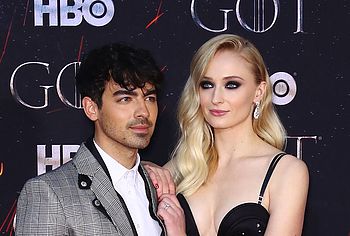 Sophie Turner nude