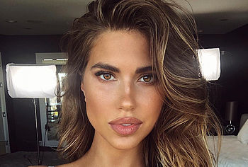 Kara Del Toro nude