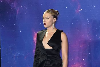 Scarlett Johansson nude