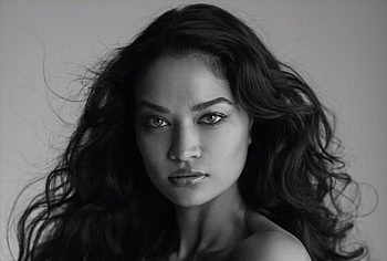Shanina Shaik nude