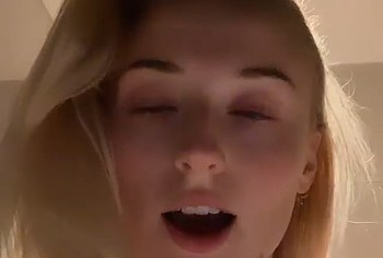 Sophie Turner nude