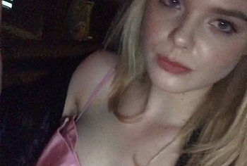 Elle Fanning nude