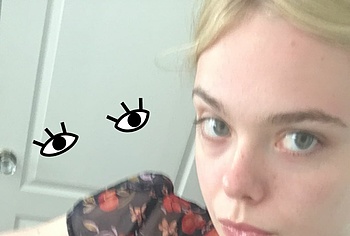 Elle Fanning nude