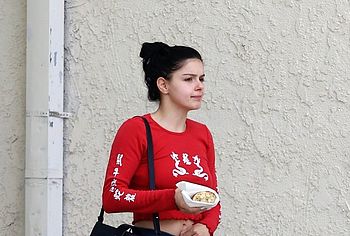 Ariel Winter nude