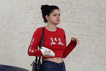 Ariel Winter nude