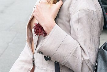 Suki Waterhouse nude