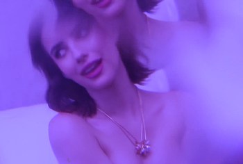Emma Roberts nude