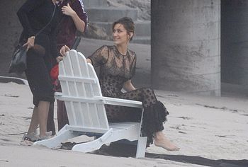 Bella Hadid nude