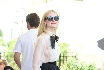 Elle Fanning nude