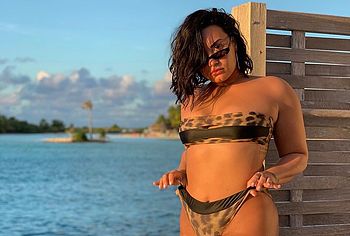 Demi Lovato nude
