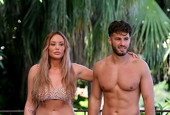 Charlotte Crosby nude