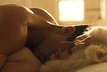 Julie Ann Emery Nude