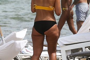Frankie Bridge nude