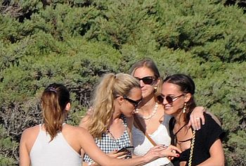 Alicia Vikander nude