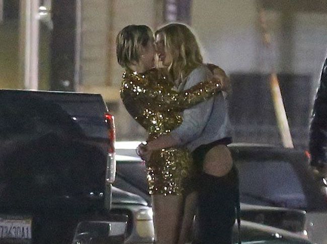 Miley Cyrus & Stella Maxwell sex tape