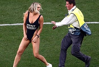 Kinsey Wolanski nude