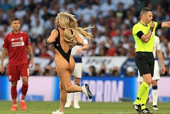 Kinsey Wolanski nude