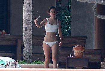 Emma Watson nude
