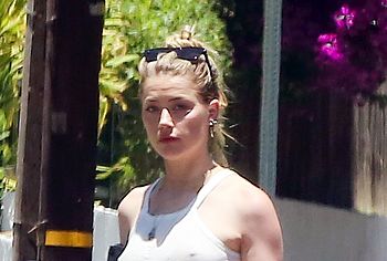 Amber Heard nude