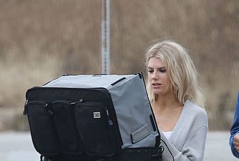 Charlotte McKinney nude