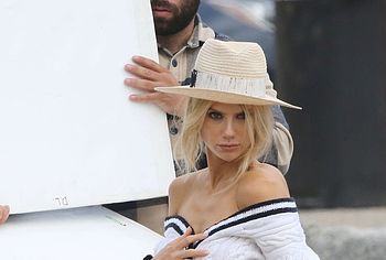 Charlotte McKinney nude