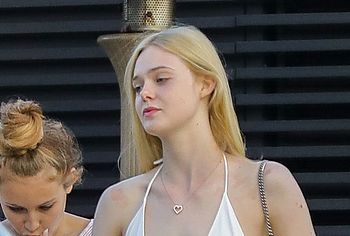 Elle Fanning nude