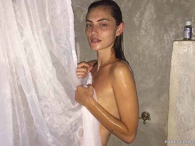 Phoebe Tonkin nude