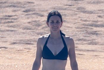 Courteney Cox & Jennifer Aniston nude