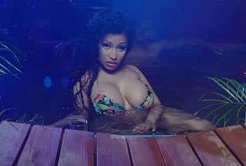 Nicki Minaj nude