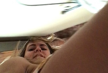 Scout Taylor-Compton nude