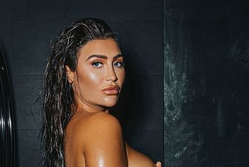 Lauren Goodger nude
